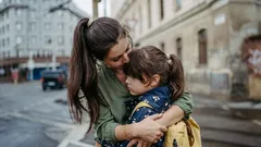 7 „milých“ gest rodičov, ktoré podľa psychológov môžu u detí vyvolať úzkosť