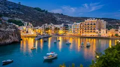 Päť teplých dovolenkových destinácií, kde sa v máji vyhnete davom turistov a užijete si kúpanie